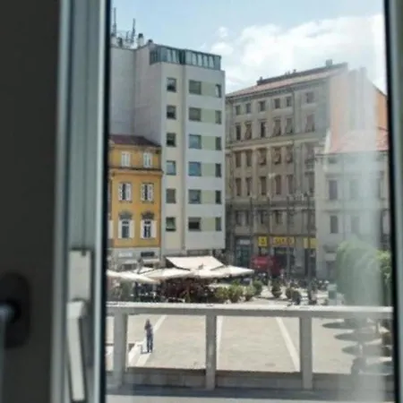 Joivy - Goldoni Apartman Trieszt