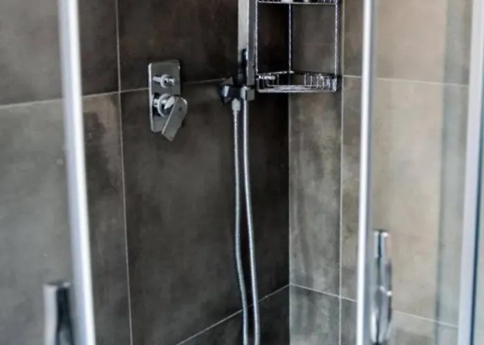 Joivy - Goldoni * ترييستي